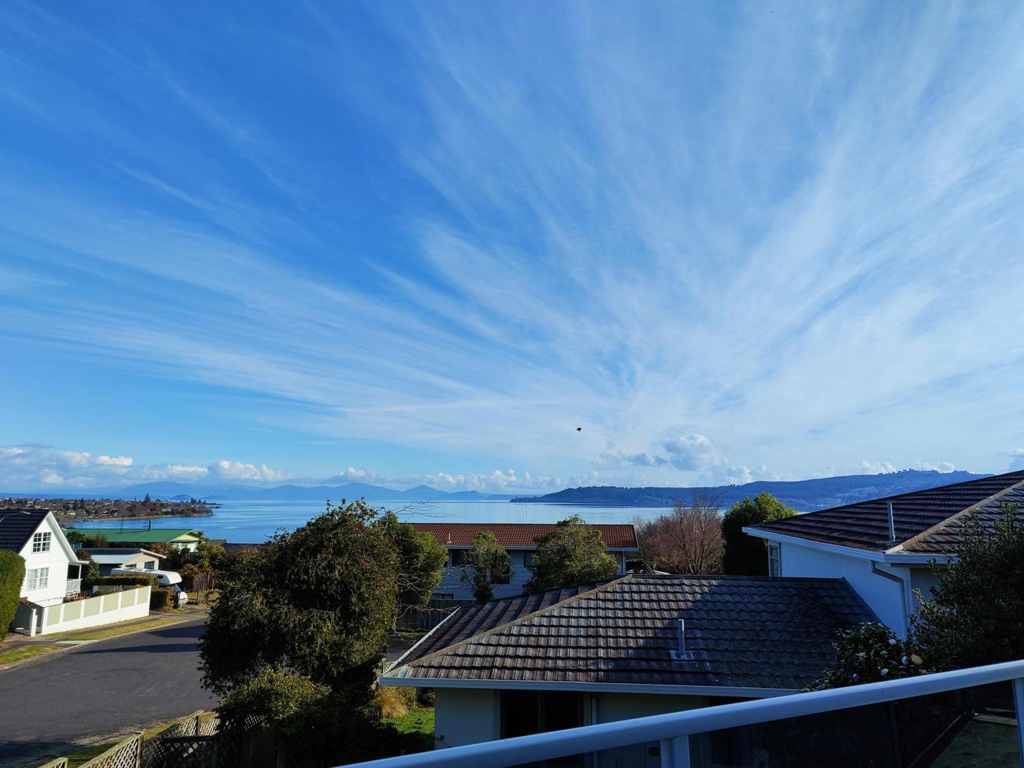 Delight In Birch-Lake View Holiday Home Taupo Zewnętrze zdjęcie