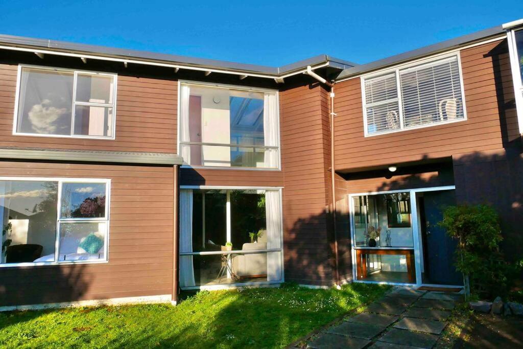 Delight In Birch-Lake View Holiday Home Taupo Zewnętrze zdjęcie
